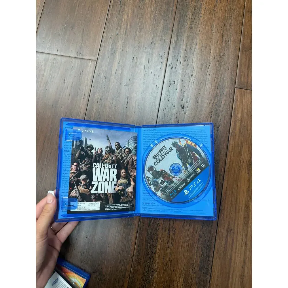 Call of Duty: Black Ops Cold War video game disc & case PlayStation 4 (PS4)